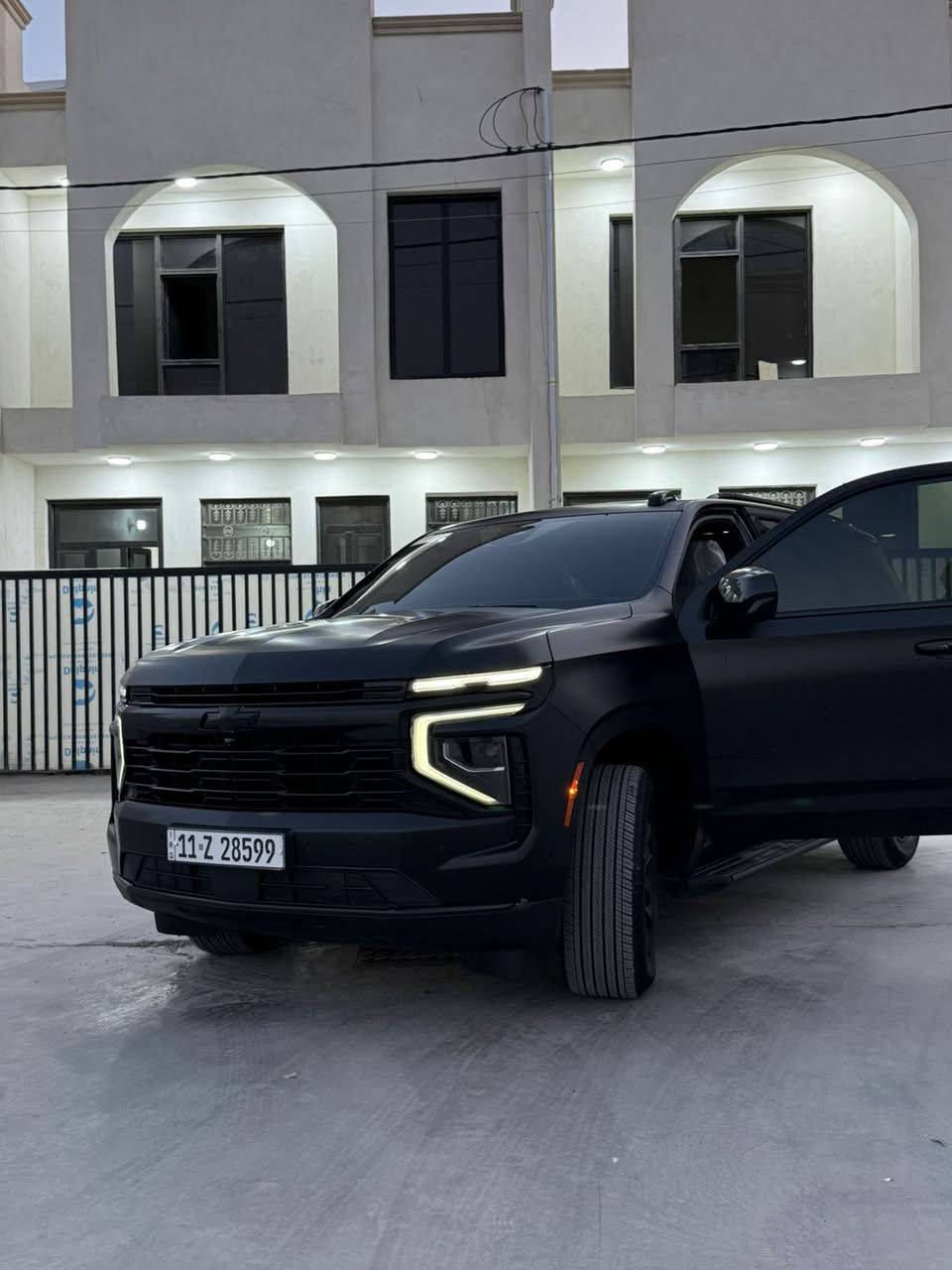 السلام عليكم
تاهو LS 2025 معروفة المواصفات خليجيه 
كفاله عامة 
ماشية 14 وكالة المنصور ام الضمان
مغلفة ppf مات من الزيرو 
السعر 550$ وبيها مجال
***********
