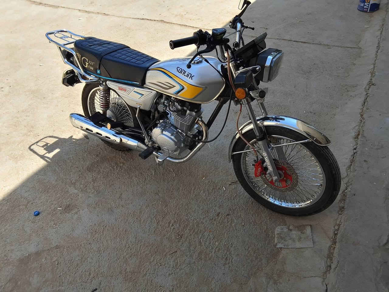 بيع مستعجل وسعره مناسب حيل تايكر سونك الأصلي موديل 25 سعره 650 مكفول كفاله عامه اي نقص مابيه كلشي بيه شغال ومكفول اوراق كامله شاشه شغاله مكانه حمزه الغربي رقم ***********
