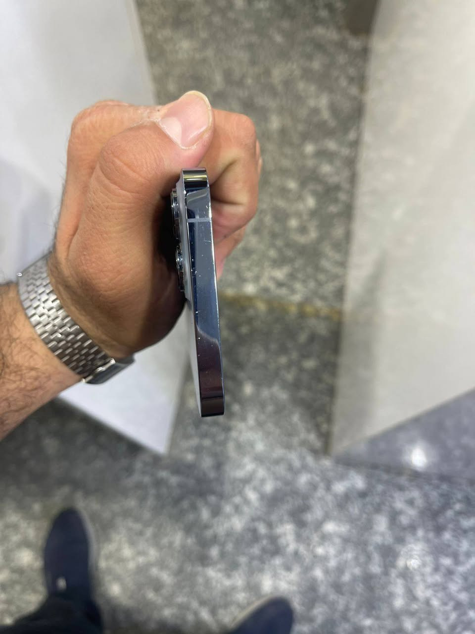 13 pro max
128 
بطاريه  78
شرق اوسط 
الجهاز كلش نضيف 
كامل ملحقات 
 كارتونه مطابق 
مكاني بغداد المشتل 
***********
