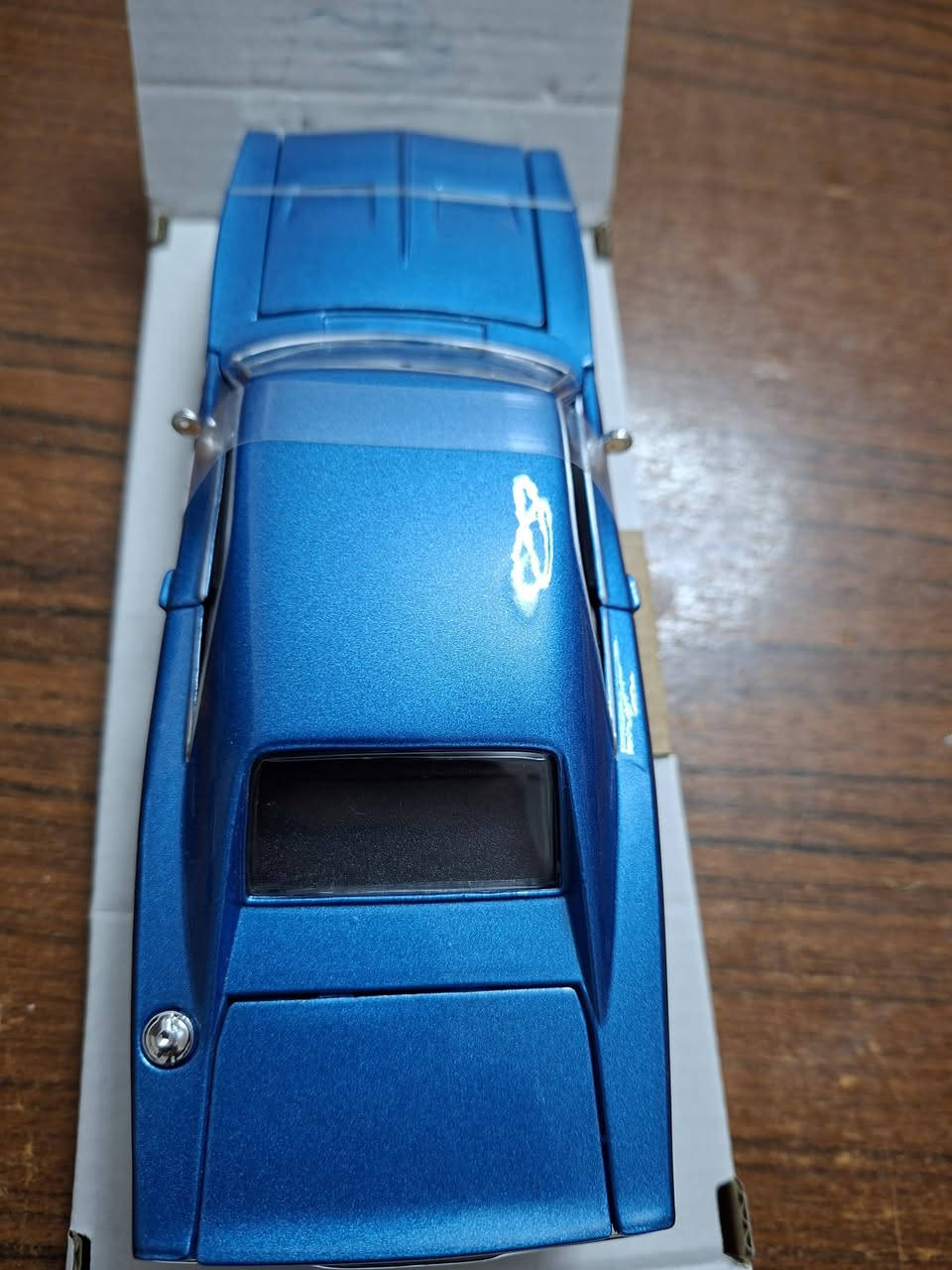 #Dodge Charger R/T  1969
Scale 25
#Maisto فتح كبوت امامى وابواب


**إذا كنت صاحب هذا الإعلان وتريد حذفه لأي سبب، رجاءا أرسل رسالة إلى الدعم الفني**