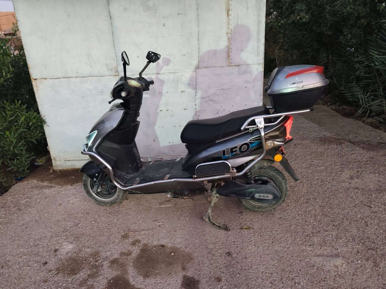 سلام عليكم دراجة شحن (نوعLEO) 5بطاريات بصمه كهربائيات شغال بطاريات نص عمر السعر400وبيهه مجال بسيط عنواني بغداد
***********
