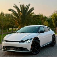 Kia Ev6 2024 Land/Wind كيا Ev6 ٢٠٢٤ لاند/وند كهربائية بالكامل ١١ الف م...