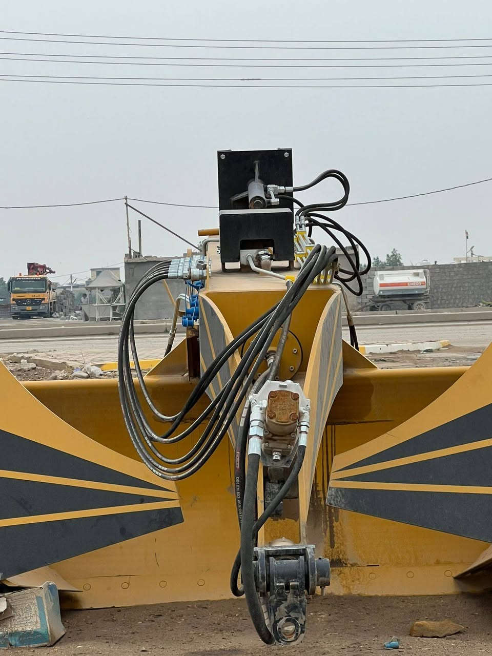 السلام عليكم ليزر للبيع صفر مامشتغل ٣/5م وا ٤ متر
***********
