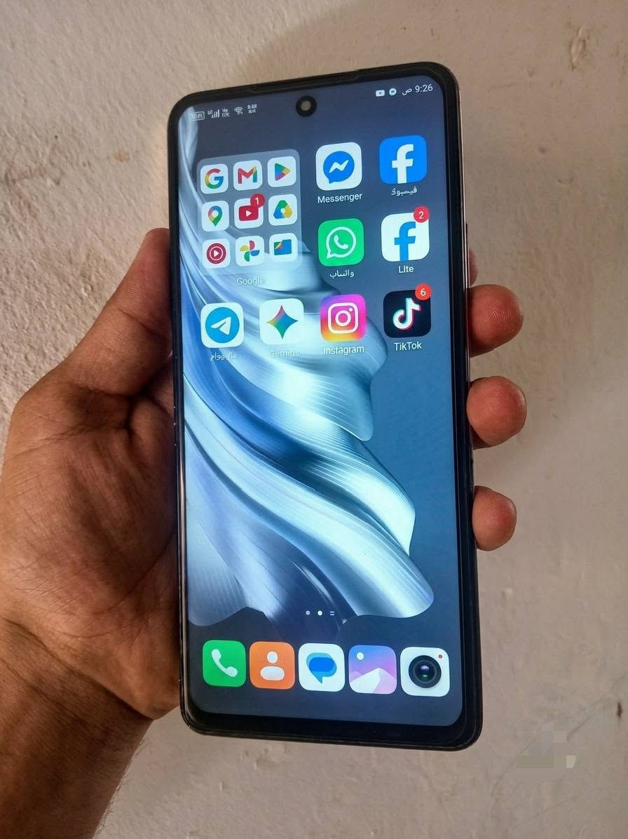للبيع أو امراوس TECNO SPARK 20 Pro مكفول كفاله عامه
*مواصفات الجهاز:*👇 

- *الذاكرة*: 256GB الرام 8+8 قابلة للتوسيع = 16GB
-* الشاشه 120 هرتز كلش سلسه - البطارية 5000الاف 
- *المعالج*: Helio G99 قوي وسلس بالألعاب والاستخدام 
- *الكاميرا الخلفية*: 108MP ثلاثية AI تصوير واضح 
- *الكاميرا الأمامية*: 32MP سيلفي احترافي
- السعر 150الف وبي مجال قليل ولحد يكسر بلسعر رجائآ 
مكاني بغداد ابو غريب وهاذه رقمي‏‪***********‬‏ بي واتساب / توصيل ماعندي ❌

