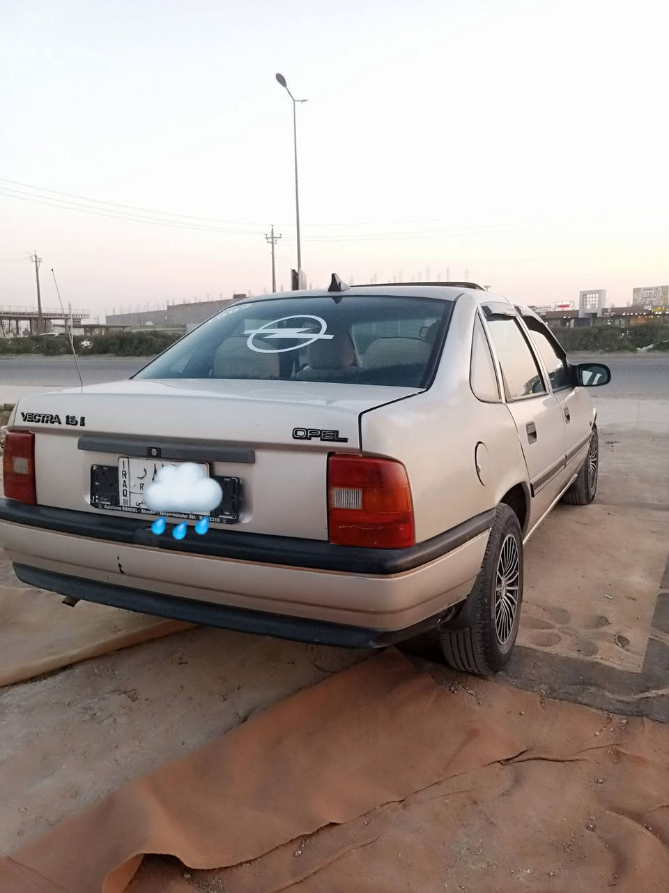 للبيع فكتره 16
موديل 1992
سنويه 2029
رقم الماني نينوى 
مشروع وطني فتحة سقف 
مبدل سستم كامل فقط
بدون صبغ شرط 
محرك كير شرط 
داخل جديد كدام العين 
طخم امامي وخلفي جديد شرط 
طخم تايرات جدد 
دوشمه كامل 
سياره فول فول ماتصرف على فلس 
سعره 46بيه مجال 
عنوان موصل ناحية برطله 
***********
***********
