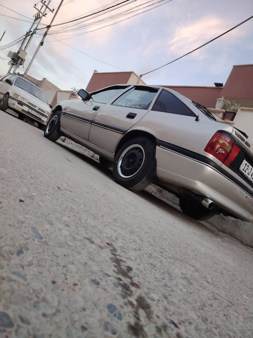 السلام عليكم اوبل فكتره موديل 93 سياره جاهزه داخل محدث 95
1طخم امامي خلفي جديد شرط
2محرك كصه شرط
3 وايرمنيه من دعاميه لل دعاميه شرط
4مشدود عليها شاشه هيه ول كاميره
5داخل 4 وجوه مال باب و دشبول شرط جلخ ما بيهن
مكان موصل الاتصال 👈*********** سعر 45$
