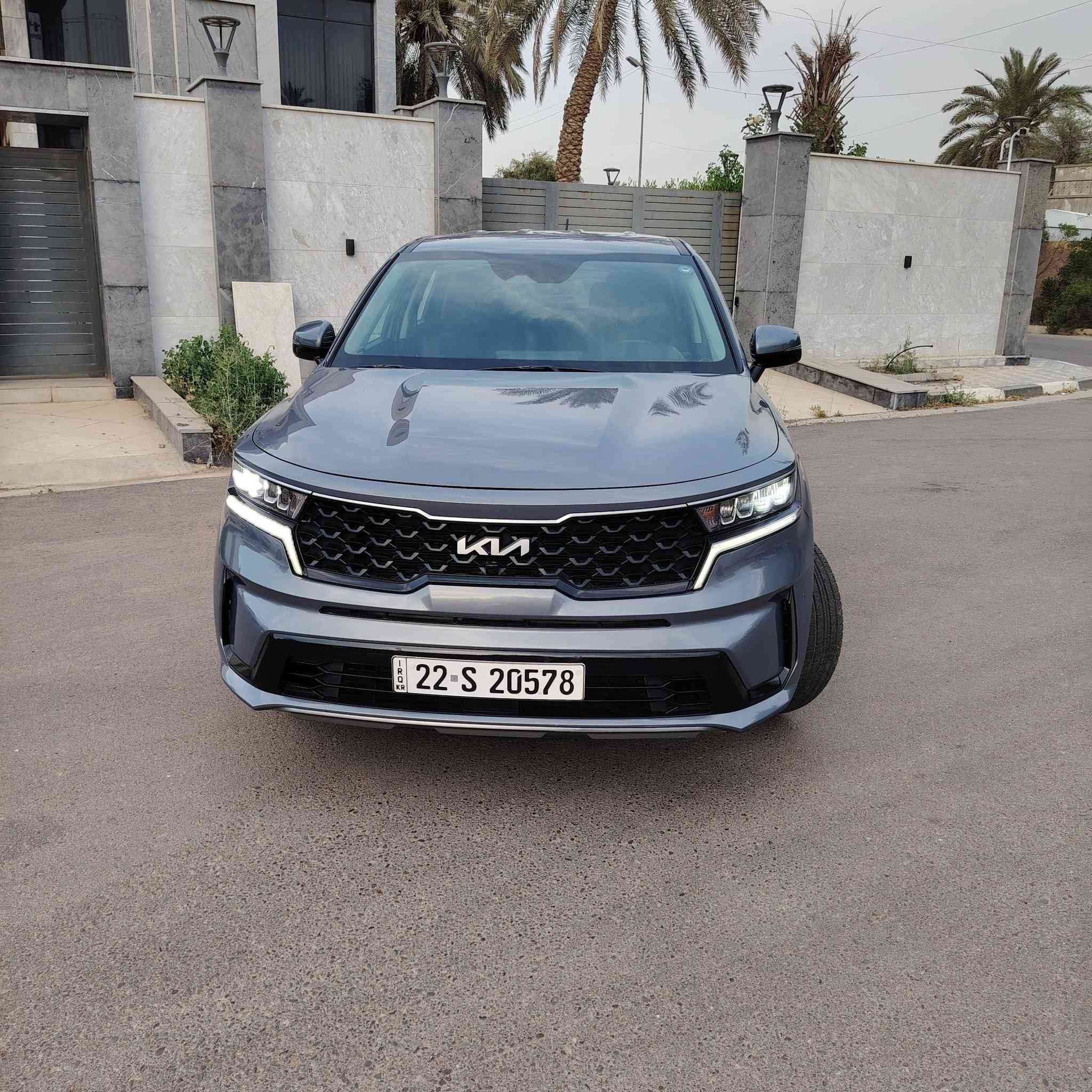 السلام عليكم
سورنتو 2023 Lx
    
اربعه اسلندر 2500GDI
تنفس طبيعي  

٧ اراكب

رقم اربيل

لون بحري 

ماشية 44الفk

حادث السيارة جاملغ وباب ايسر +ايرباك استير +دشبول

كما موضح بالصور 

مواصفات السيارة؛

داخل اسود 

قطعتين تبريد

جام اوتو ٤ جامات 

حساسات امامي خلفي

كامرة خلفية 

رادار امامي خلفي 

نقطة عمياء جانبية 

توقف ذاتي للطوارء 

اوتو هولد 

تثبيت مسار + تحديد مسار 

شاشة عطلات 

شاشة جبيرة 

تحكمات ستيرن كاملة 

رادار مثبت سرعة 

اوتو كار بلي 

ابل كار بلي 

وبعد هواي مواصفات 

السعر (19الف$)يعني 190ورقه

الرقم  *********** 

المكان : بغداد حي الجهاد

