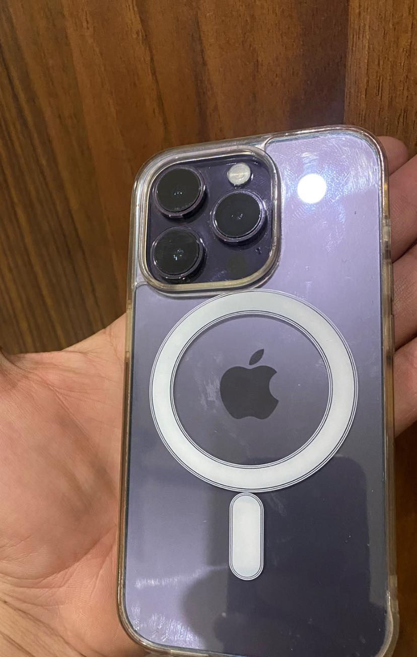 السلام عليكم 
ايفون 14 برو فقط للبيع اصلي ممفتوح شرق اوسط

ملاحظه / مقفول ايكلود الله شاهد اشتريته مفتوح تخطي ورجع قفل وكلش نظيف

خلي سعر بما يرضي الله


**إذا كنت صاحب هذا الإعلان وتريد حذفه لأي سبب، رجاءا أرسل رسالة إلى الدعم الفني**