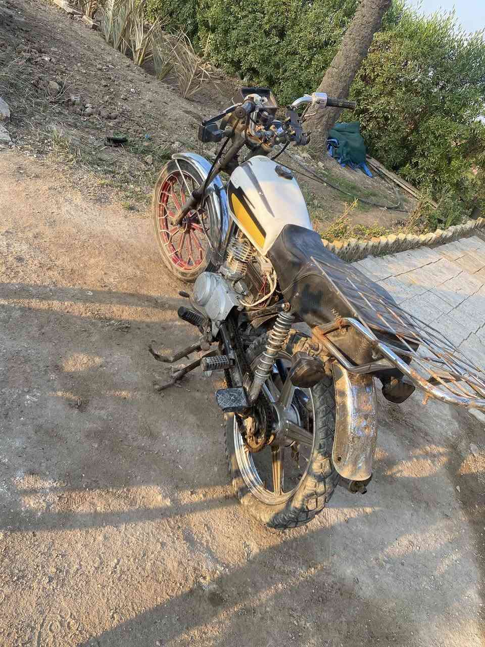 دراجه تايكر للبيع سعر ٢٥٠دراجه تخبل ناقصه شغلات بسيطه شلعه تخبل مكاني بغداد الدوره رقم الهاتف ***********
