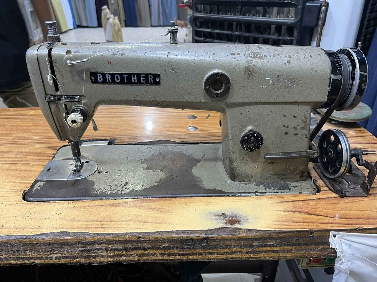مكلف بالنشر مكينه برذر للبيع
السعر /200 وبيها مجال شي قليل 

العنوان /القيارة عمارة الخياطين محل ابو علاء الخياط
 
رقم الموبايل /***********
