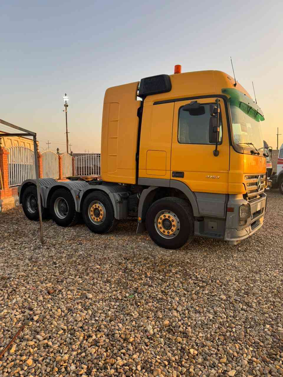 سلام عليكم اكتروز  موديل 2004 اصل سياره كفاله عامه تخم تاير العنوان واسط النعمانيه الاستفسار ***********\***********
