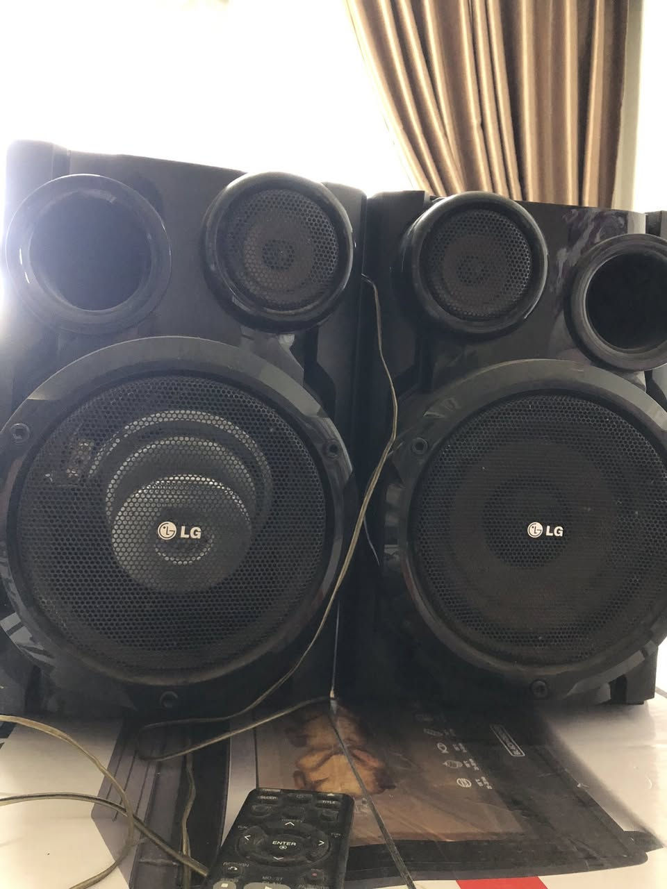 مكبر صوت بدون اقراص اصلي من شركة  LG
السعر 100


**إذا كنت صاحب هذا الإعلان وتريد حذفه لأي سبب، رجاءا أرسل رسالة إلى الدعم الفني**