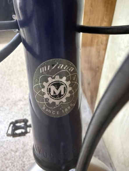 دراجة هوائية شريكة MIYATA ياباني 🇯🇵 

قياس 26 جبلي 

المعدن ألمنيوم 

قياس الفريم M مديم 47cm

المكينة 3/7

السستم شيمانو

الصينية شيمانو ALTUS 

عقرب خلفي شيمانو اسيرا 

السعر 110 الف دينار 

عنوان المحل موصل أيمن تقاطع شارع كنيسة الساعة🚴‍♂️🚴

يوجد توصيل 🚚 كافة محافظات العراق 🇮🇶 

☎️***********
