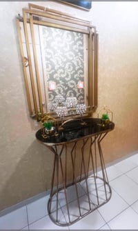 طاولة بليارد • للبيع