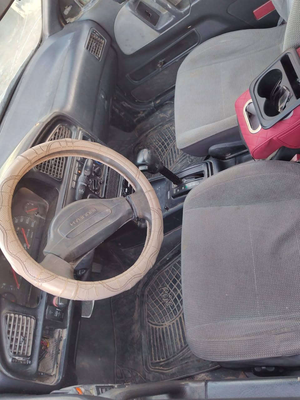 هونداي محرك 20 معمر جديد
كلها وضع شركه صدر كير فول 
مرااوس حسب القناعة شعندك نزل


**إذا كنت صاحب هذا الإعلان وتريد حذفه لأي سبب، رجاءا أرسل رسالة إلى الدعم الفني**