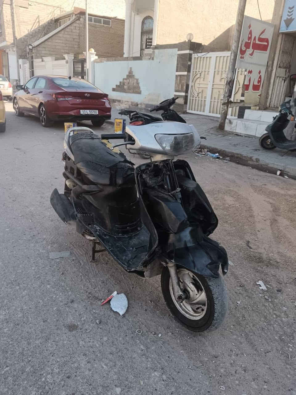 السلام عليكم فراشه للبيع مكينه مفتوحه ونضافه شوفت عينك للبيع مستعجل عليها سعرها350وبيه مجال مكاني حي ميسان 
***********
