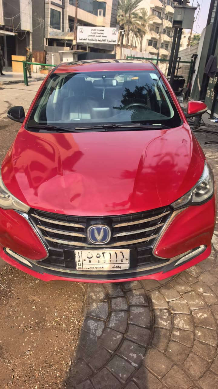 سلام عليكم يتوفر ايدو كلاسك موديل 2019سعره 11مليون ويتوفر ايل سفن موديل2022 سعره 9مليون ونص ويتوفر cs35 موديل 20 سعره 14مليون و600 مكان السيارات كراده *********** ملاحظه اخوان تحويل ثاني يوم
