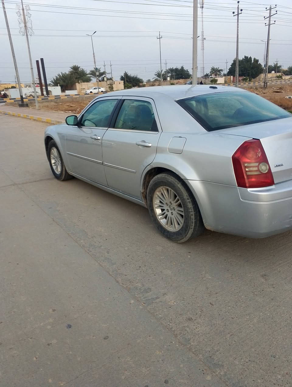 السلام عليكم اوباما موديل 2010اصل كير مكينه مكفولات مكينه 3600 السيارة جاهزه مابيه  نقص حداديه جديدة تخم تاير كهربايات كله شغاله تبريد ثلج السنويه جديده ورقام جدد دولي بيه مكانات صبغ للجماليه الباقي مكفوله من الضربه وتبديل السعر 107 بيه مجال مكاني ميسان رقمي ***********
