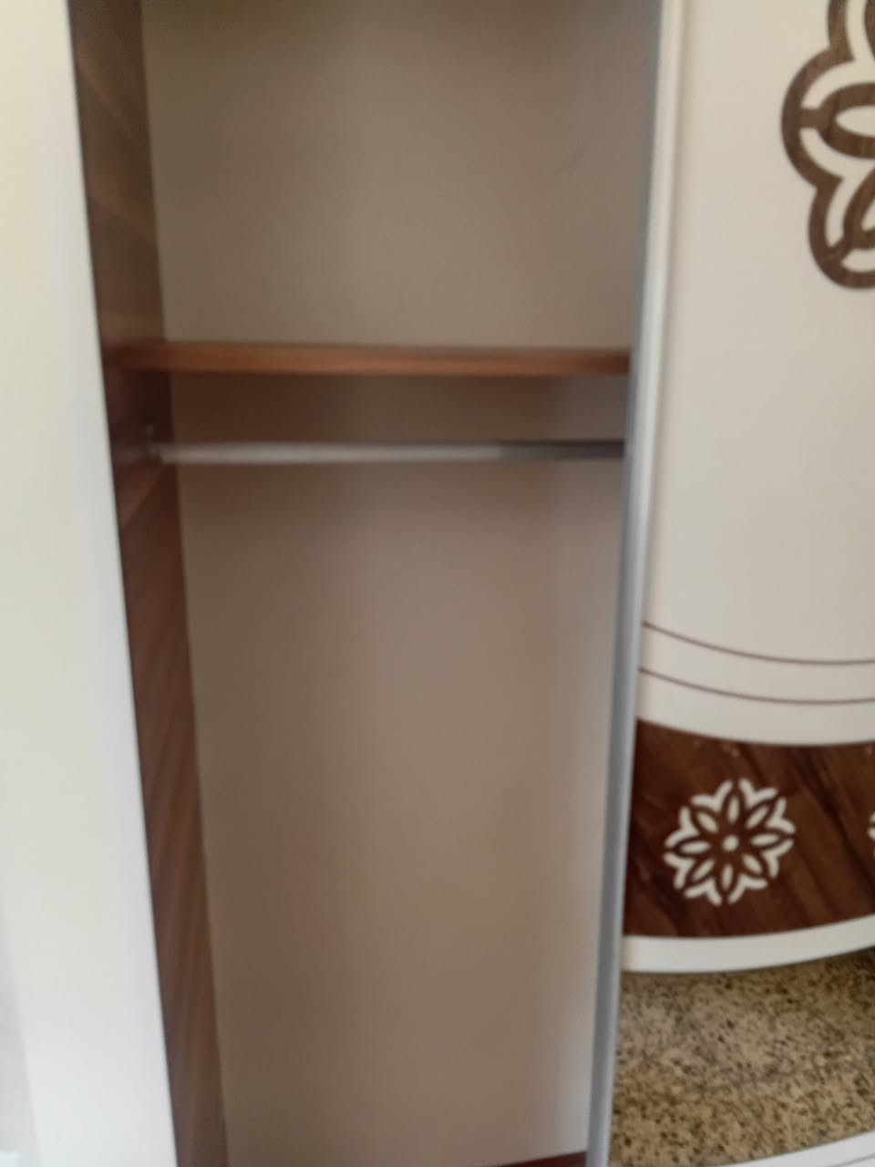 السلام عليكم كنتور سلايت تركي نظيف درجه لولى سعره ب١٥٠ نهايته الي يريده يجي يفتحه اوياخذه دوره هور رجب 
***********
