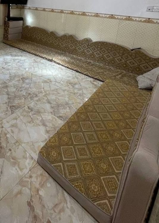 متاح 
تخم وجلسه 
استخدام نضيف 
الاستفسار ***********
