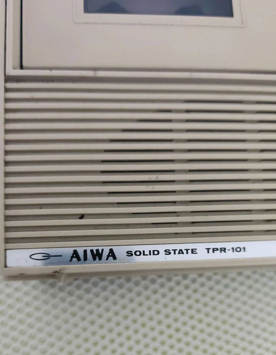 راديو مسجل ايوا شغال 100% 4 موجات وبيه FM
AIWA SOLID STATE TPR-101
اتصل وما أقصر وياك


**إذا كنت صاحب هذا الإعلان وتريد حذفه لأي سبب، رجاءا أرسل رسالة إلى الدعم الفني**