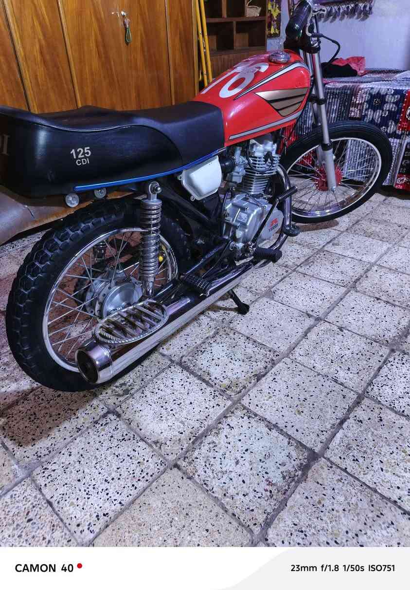 سلام عليكم دراجه البيع موديل 12وتعمير 2025كفاله عامه
من مكينه وغراض السعر 750وبيها مجال بكاني كوت 
الطشاش رقم الهاتف ***********
