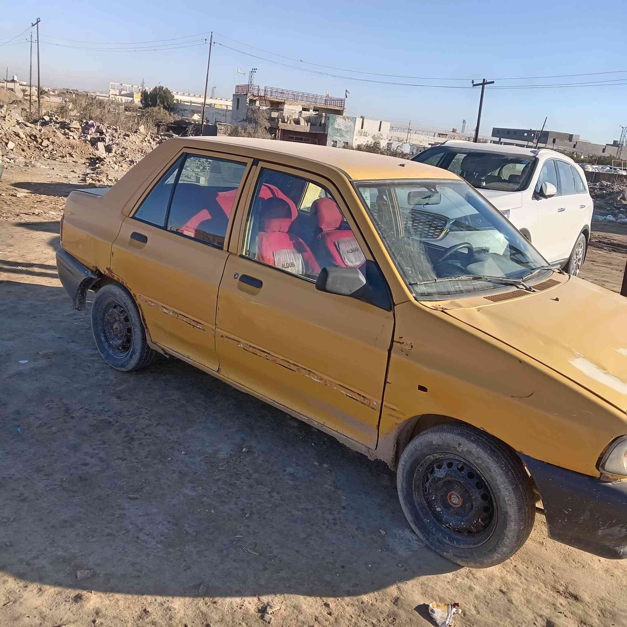 السلام عليكم سايبة 15 رقم نكليزي بسمي مصغرة من الغرامات والهية السعر 27 مجال كلشي قليل الشراي هاذ الرقم ***********مكاني الديوانية حي الوحدة
