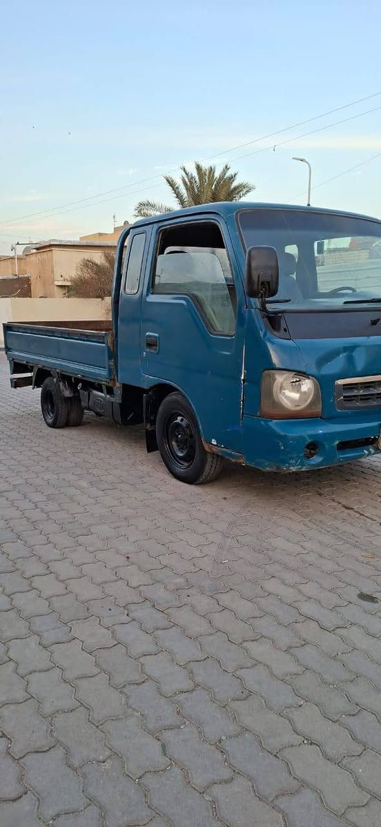 سلام عليكم كيه فنتيرا ام عيون قماره قلاب رقم بغداد مكفوله مكينه وكير وكسن وشاصي ورقم شاصي وحداديه جديده طخم تاير سعر 53وبيه مجال رقم الهاتف ***********المكان البصره
