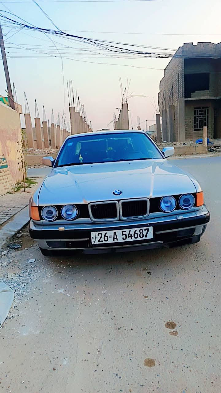 سلام عليكم سياره للبيع
‏BMW موديل 1993 حجم 730 ثمانيه سلندر مصبوغه عام جماليه رقم صلاح الدين دولي بسمي ثاني يوم تحويل سياره خير من الله بيه تلحيضات بسيطه تخم تاير جديد محرك كير نضيف تبريد دبل جام دبل ايرباك كشانه جلد كهرباء صاج ملكي سعر 80 ورقه وبيه مجال بسيط ***********
