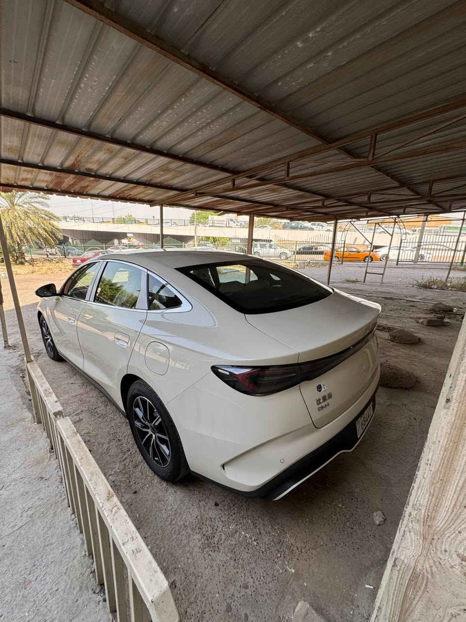 للبيع byd seal 6 
ماشيه 3000km
كلين تايتل
السعر:24مليون و900 (162$)
مكانها بغداد
***********
