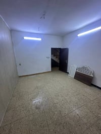 🏡 بيت للإيجار 🏡    ━━━━━━━━━━━━━━  📍 الموقع: السيديه  مربع ٤٠٠ (شارع ١...