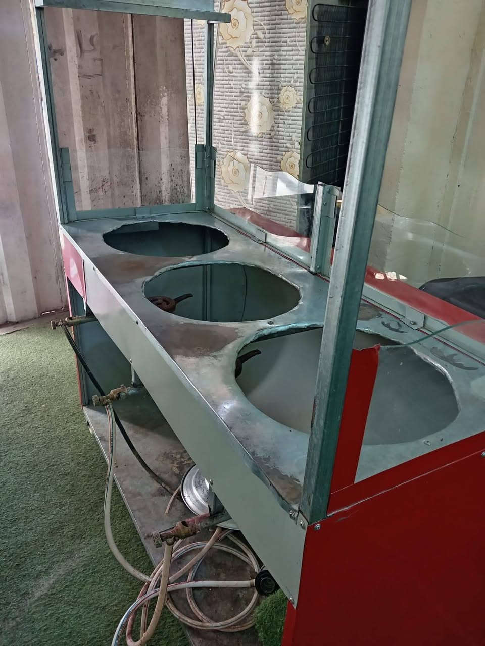 عربانة البلبي ثلاث خانات كامله من كلشي حته اناره مع طباخ وموجود عارضة اجباس و كرزات للبيع تفصال صار اسبوعين من فصلته للطلب التواصل على الخاص موقع الشعب


**إذا كنت صاحب هذا الإعلان وتريد حذفه لأي سبب، رجاءا أرسل رسالة إلى الدعم الفني**