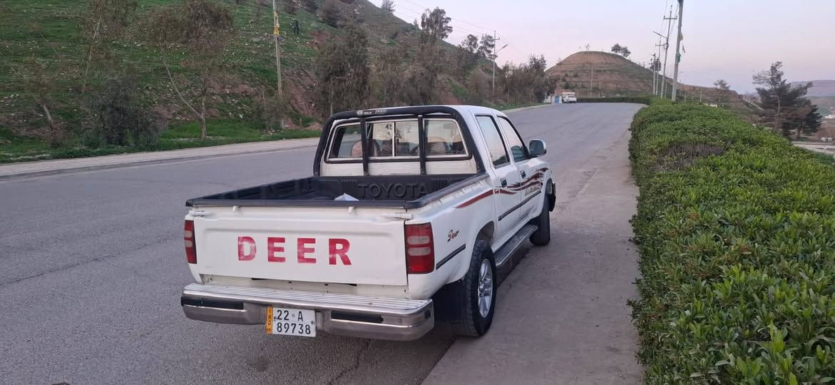 پیکاب دێر 2011 
سنەوی تازە بەسەر چووە
گیر و مەکینەی بەشەرت 
توزی بۆنیت لەگەل تۆزی دەرگای

سـعـر : لە کۆمێنت داوابکە ڕاستەوخۆ بۆت دێت 📥 

زۆر توند و تۆڵە 
هیچ کێشەیەکی تێدا نییە 

ژمارەی خاوەنەکەی 
***********
