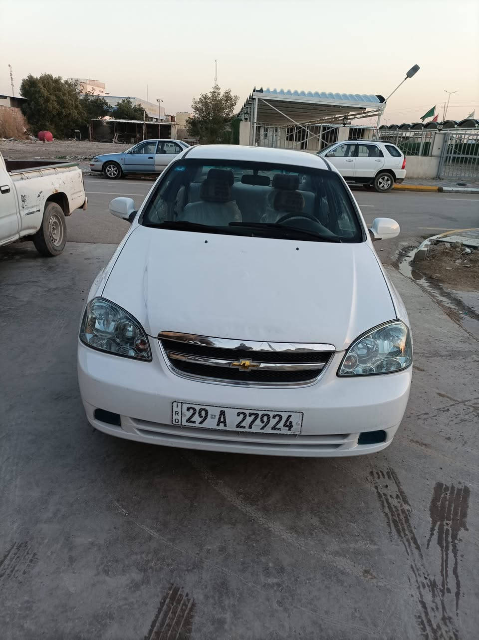 سياره جاهزه من مكينه وكير
وحداديه
رقم واسط دولي
سونار مرفق ويه الصور
مكان السياره واسط النعمانيه 
السعر 73وبيه مجال قليل
***********
