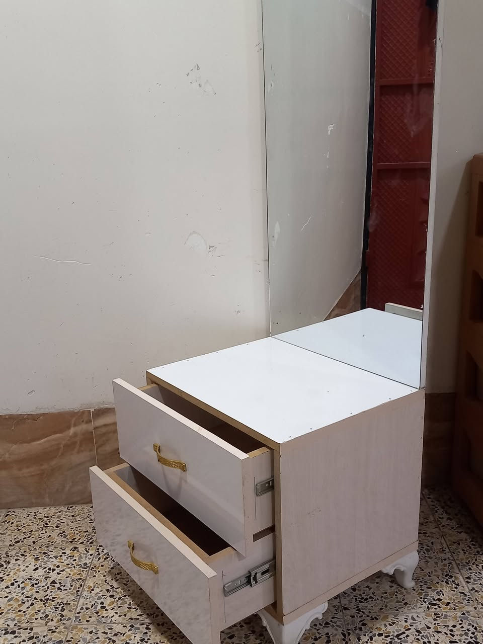 مرايه للبيع مابي ايشي ممستخدم شهر للستفسار خاص


**إذا كنت صاحب هذا الإعلان وتريد حذفه لأي سبب، رجاءا أرسل رسالة إلى الدعم الفني**