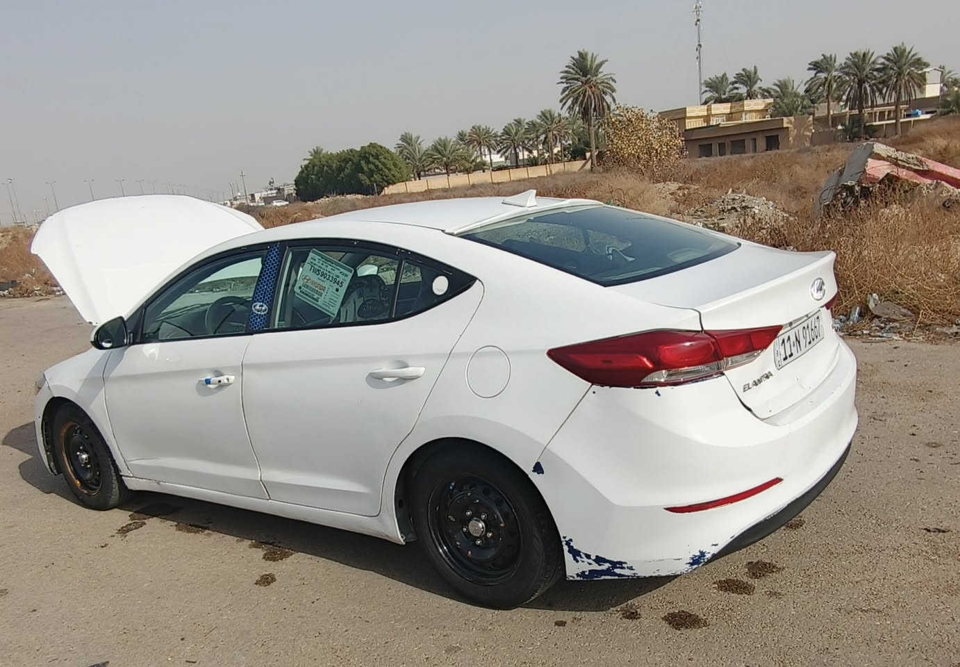 السلام عليكم
النترا امريكي 2018 مكاني بغداد ناحية الرشيد 
فول مواصفات  فتحة سقف 
بصمة شاشة تحكم جيهتين 
تدفئة كشنات الارضية مجلدة 
داخل اسود تبريد منفصل جهتين 
مكينة مكفولة كير مكفول وتبريد 
صدر امامي خلفي جديد 
ماشية 250 الف ميل
رقم بغداد جديد باسمي
سنوية جديدة لل 2031 
مصبوغة عام كشرهة موضح بالصور 
ابيع هذا الموجود
معروضة ب 90 ورقة 
للاستفسار *********** اتصال او واتساب
