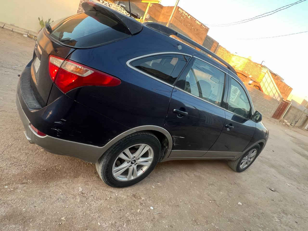 هونداي فير كروز 2007 رقم بغداد تحويل ثاني يوم سنويه 2027 سياره صبغ عام  محرك 6 سلندر 7 راكب تبريد 3 قطع تتحكمات نضام ايكو سياره عائلية  محرك كير حدادية تخم تاير جاهزة سعرها جدأ مناسب 75 وبيه مجال بسيط الشراي يتصل مكاني نجف ***********
