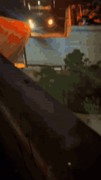 #للبيع مان موديل 2006 سياره جاهزه كل نقص ما بيها ريدايتر ثلاجه گير اوتوماتيك محرك بشرط تخم تاير عربانه كورونا دنگير بيبي حجم 430 سنويه جديده باسمي لحد 2030....       ***********
