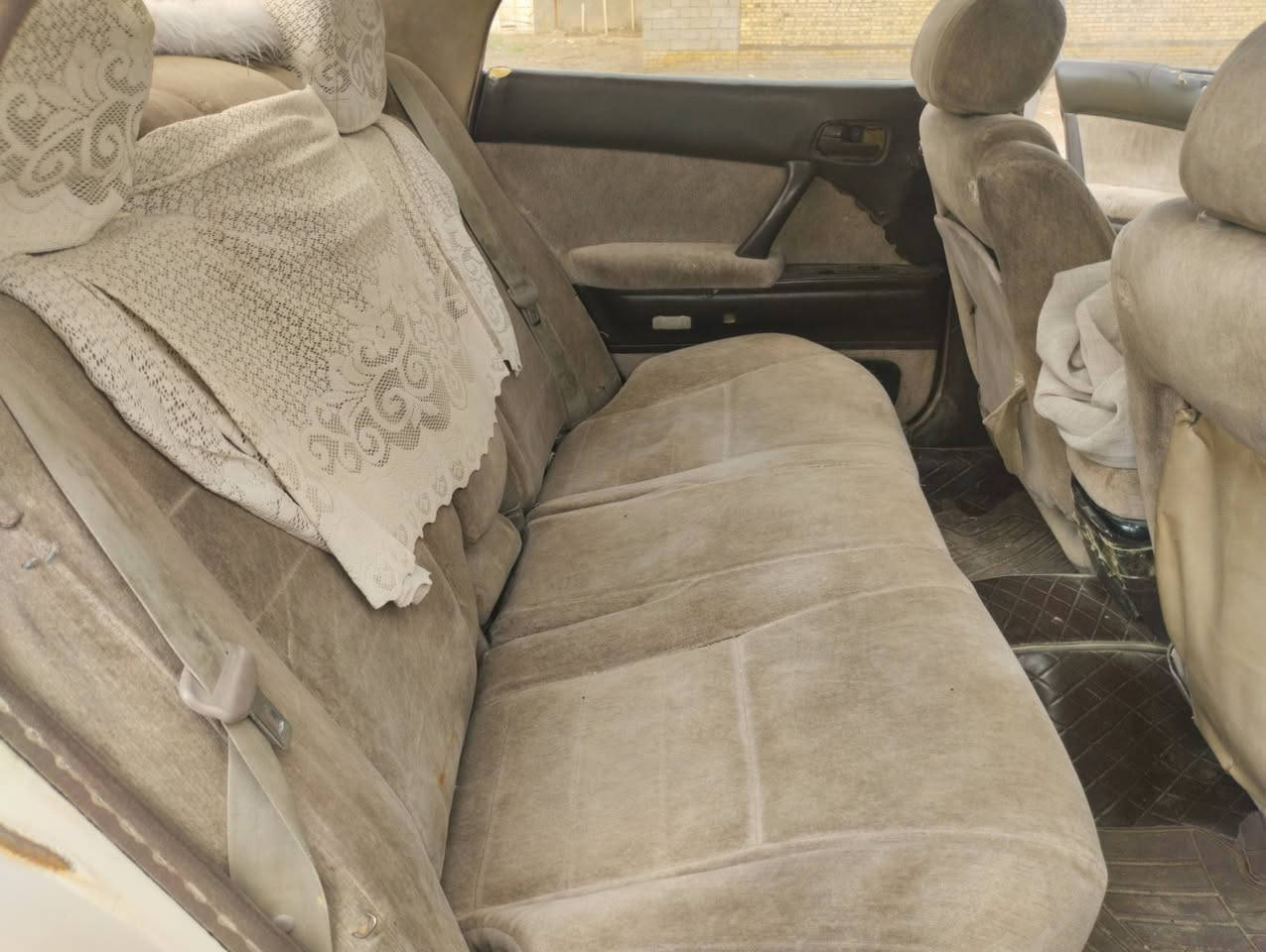 بسم الله الرحمن الرحيم 
سياره للبيع 
مارك بطه 
موديل 92
مشروع وطني 
 مكانها ذي قار الرفاعي 
النظافه مثل مابينه بصور
السعر 45,وبيه مجال 
للتواصل الاتصال على الارقام 
 الموجوده بالاعلان 
***********
0778653270
او مراسلة الصفحه 
#هادي_الحجيمي
