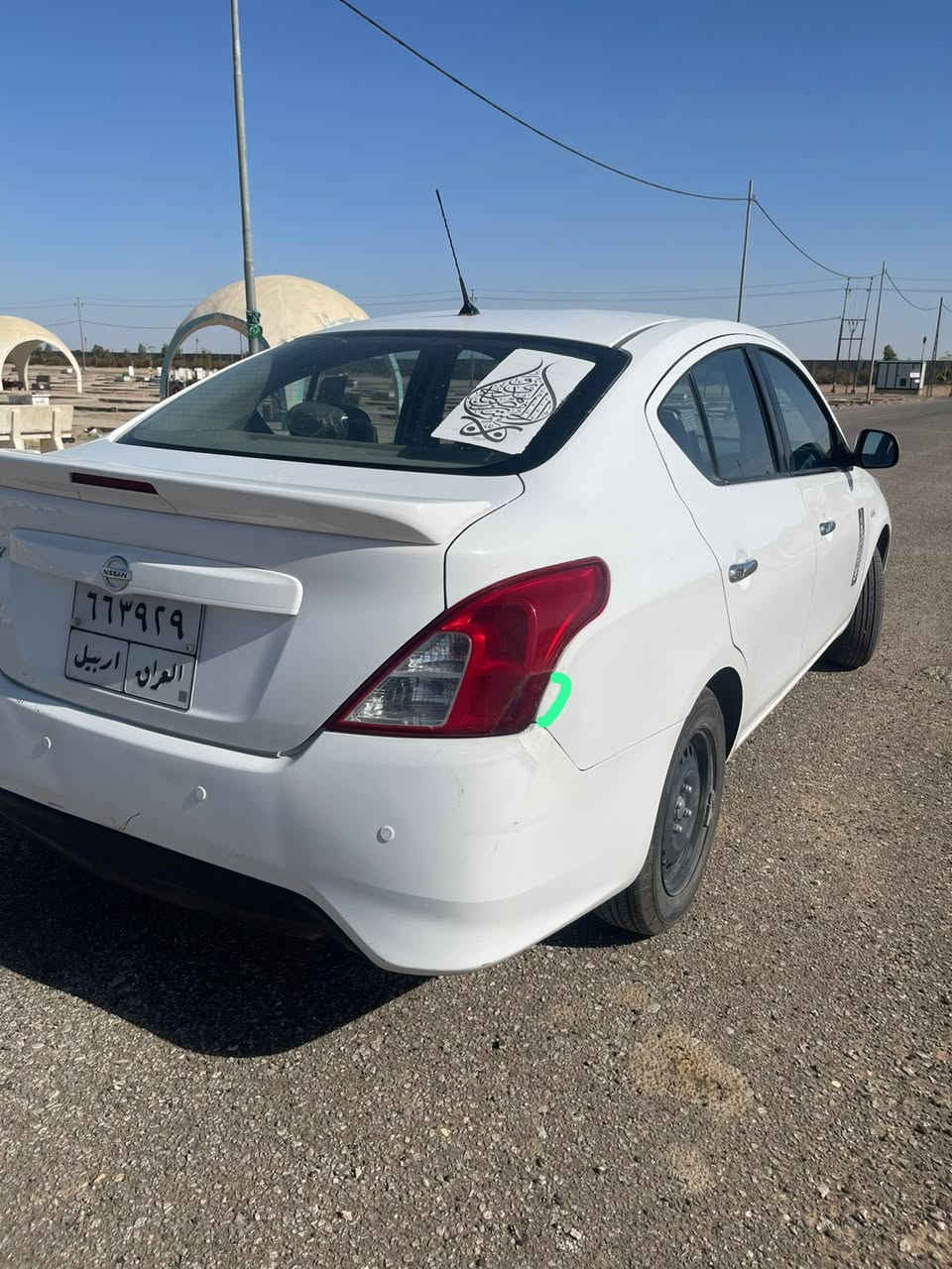 سلام عليكم نيسان صني 2021 باسم شركة بالنجف 
تريد مداور تريد وكالة بيها فقط بارد موضح بالصور تخم تاير جدد سيارة ماشيه 190 تبريد ثلج مكانها نجف حي السلام سعرها 95 وبيها مجال بسيط 
***********
