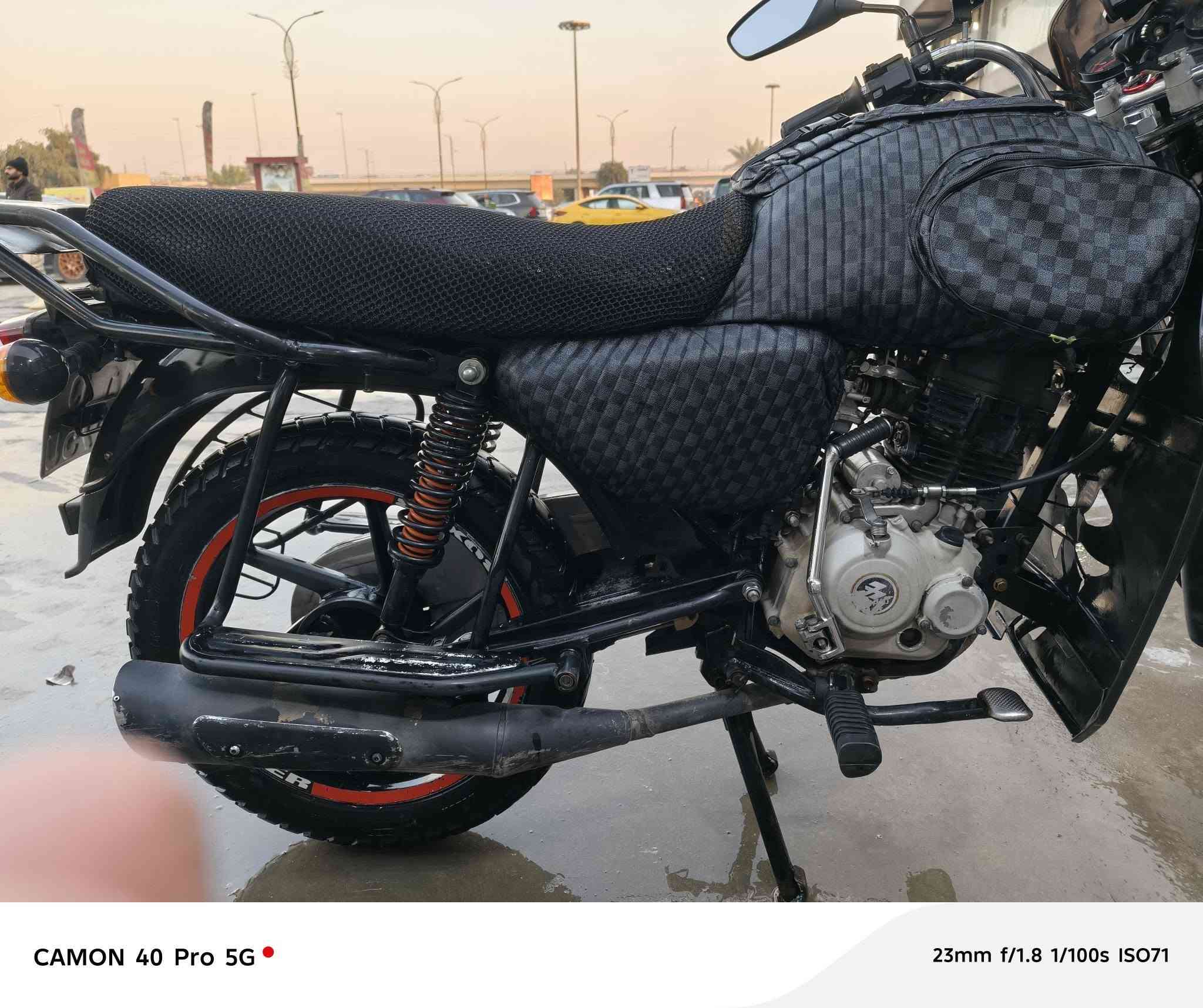 السلام عليكم
بوكسر مديل 2021للبيع مرقم بغداد انكليزي وسنوية تحويل ثاني يوم الدراجة نضيفة السعر  (مليون وثمنمية وخمسين) 

بيهة مجال للشراي للستفسار الاتصال علة(***********)
