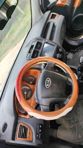 السلام علیکم كيه سبورتج 2009 سيارة  جاهزة من كلشي بس بيها جراد مكينه 6V السعر 105 مكان السيارة دورة ابودشير هاتف ***********
