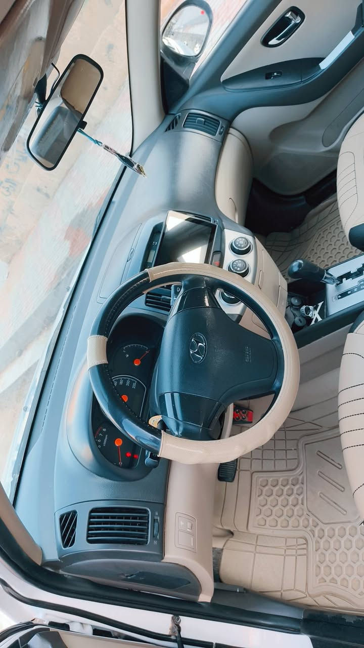 سلام عليكم
النترا مقدس ٢٠١١ 
محرك ١٦٠٠
رقم أربيل باسمي شرط التحويل بدون تحويل مابيع
مدوشمه بل كامل كشن أرضية صندوك
شاشه وكامره وداش كام حوادث
بدون بارد بدون ضبغ 
كير مكينه ١٠٠بل ١٠٠
اربعه دسك
تبريد تدفئة 
تخم تاير جديد
بطاريه جديده
سياره جاهزه ميه بل ميه 
السعر ١١٥ العنوان الرمادي 
رقم الهاتف ***********
