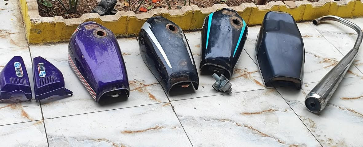 سلام عليكم البيع غراض دراجه ***********
