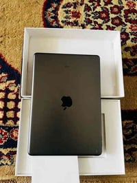 ايباد ٩ • ٦٤ • بطاريه ٩٤٪