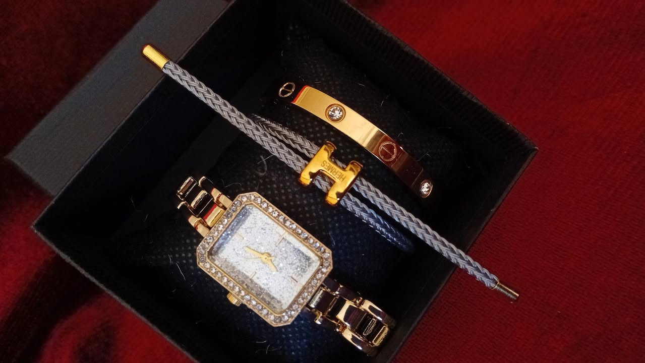 ✨ تشكيلة جديدة من الأكسيسوارات ✨

لأن الأناقة تكمن في التفاصيل 🤍
اكتشفي مجموعتنا الراقية من الأكسيسوارات العصرية التي تكمل إطلالتك في كل مناسبة 💎
✔️ جودة عالية
✔️ أثمنة مناسبة
✔️ مناسبة للهدية أو للاستعمال اليومي😍
📩 للطلب المرجو إرسال رسالة خاصة
الكمية محدودة – سارعي باختيار قطعتك المفضلة ✨


**إذا كنت صاحب هذا الإعلان وتريد حذفه لأي سبب، رجاءا أرسل رسالة إلى الدعم الفني**