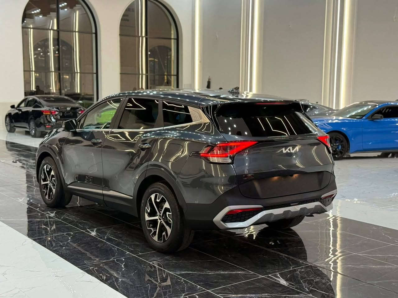 𝟐𝟎𝟐𝟒 𝐊𝐈𝐀 𝐒𝐏𝐎𝐑𝐓𝐀𝐆𝐄 𝐗

کيا سبورتج موديل : 2024

السعر : 193$

اللون : نفطي 

حجم المحرك : 2.5L (4.سلندر)

ملاحظة السيارة : فقط واحد باب صبغ 

 كافة الايرباكات سليمة 100%

المواصفات : EX

فول فول مواصفات 1/1

دةبل اكسل : 𝐀𝐖𝐃

داخل ليد بيلادي

كيج الكتروني

‏‎بصمة ابواب 

‏‎بصمة تشغيل

تشغيل عن بعد

شاشة كبير لمس

سحن وايرليس

هاند بريك بصمة

اوتو هولد : 𝐀𝐔𝐓𝐎 𝐇𝐎𝐋𝐃              

اوتو ستارات : 𝐀𝐔𝐓𝐎 𝐒𝐓𝐀𝐑𝐓

اوتو ستوب :  𝐀𝐔𝐓𝐎 𝐒𝐓𝐎𝐏

رادار امامي (تحديد مسار)

‏‎رادار جانبي (نقاط عمياء)

‏‎رادار خلفي (التحذير من الاصطدام)

‏‎حساسات امامي

‏‎حساسات جانبي 

‏‎حساسات خلفي 

نظام : 𝐄𝐂𝐎

نظام : 𝐍𝐎𝐑𝐌𝐀𝐋

نظام : 𝐒𝐏𝐎𝐑𝐓

نظام :𝐒𝐇𝐎𝐖

كشنات جلد

كشنات كهربايي

كشنات هيتر

تحكيمات استيرن

استيرن هيتر

تبريد لمس

تبريد مركزي

صندوق شفط كهربائي 

لايتات 𝐋𝐄𝐃 ليد عدسة زينون بيلادي

بكلايتات 𝐋𝐄𝐃 ليد بيلادي

ويل كروم

‏‎تفاصيل اكثر الاتصال علی ارقام التاليه  ‏

☎️ ***********

☎️ ***********

عنوان📍اربيل فرع ناقلات

معرض كاليفورنيا كارس CALIFORNIA Cara
