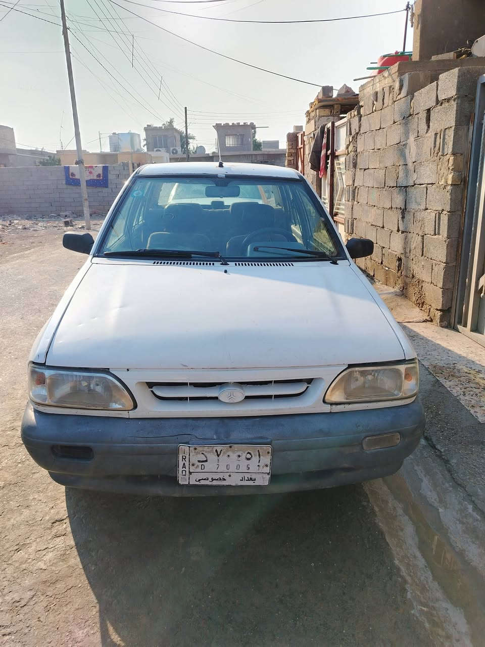 سلام عليكم سايبه للبيع موديل 10 رقم بغداد نكليزي باقي عله الستلام شواصي بلاديه مصفره غرامات شرط تحويل السعر 28 وبيه مجال بصيط مكان بغداد حي النصر رقم الهاتف (***********
