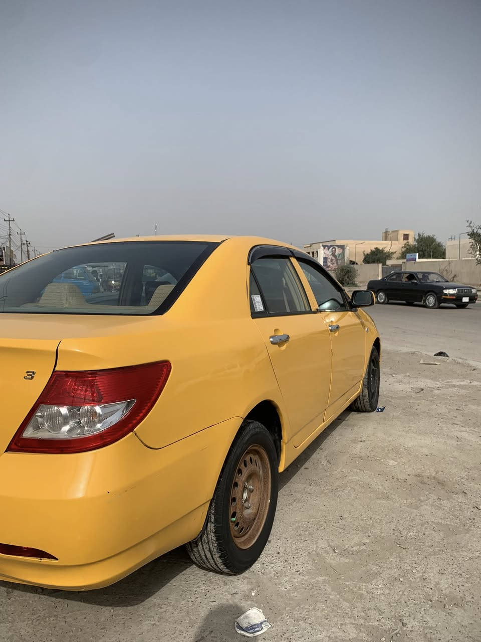 سلام عليكم بو أيدي أف ثري مديل ٢٠١١ رقم بغداد مصفره هيئه وغرامات محرك لانسر محرك وكير كفاله السياره بيه صبغ حزام ￼المكان بغداد السياحي السعر ٤٨ وبيه مجال الرقم ***********
