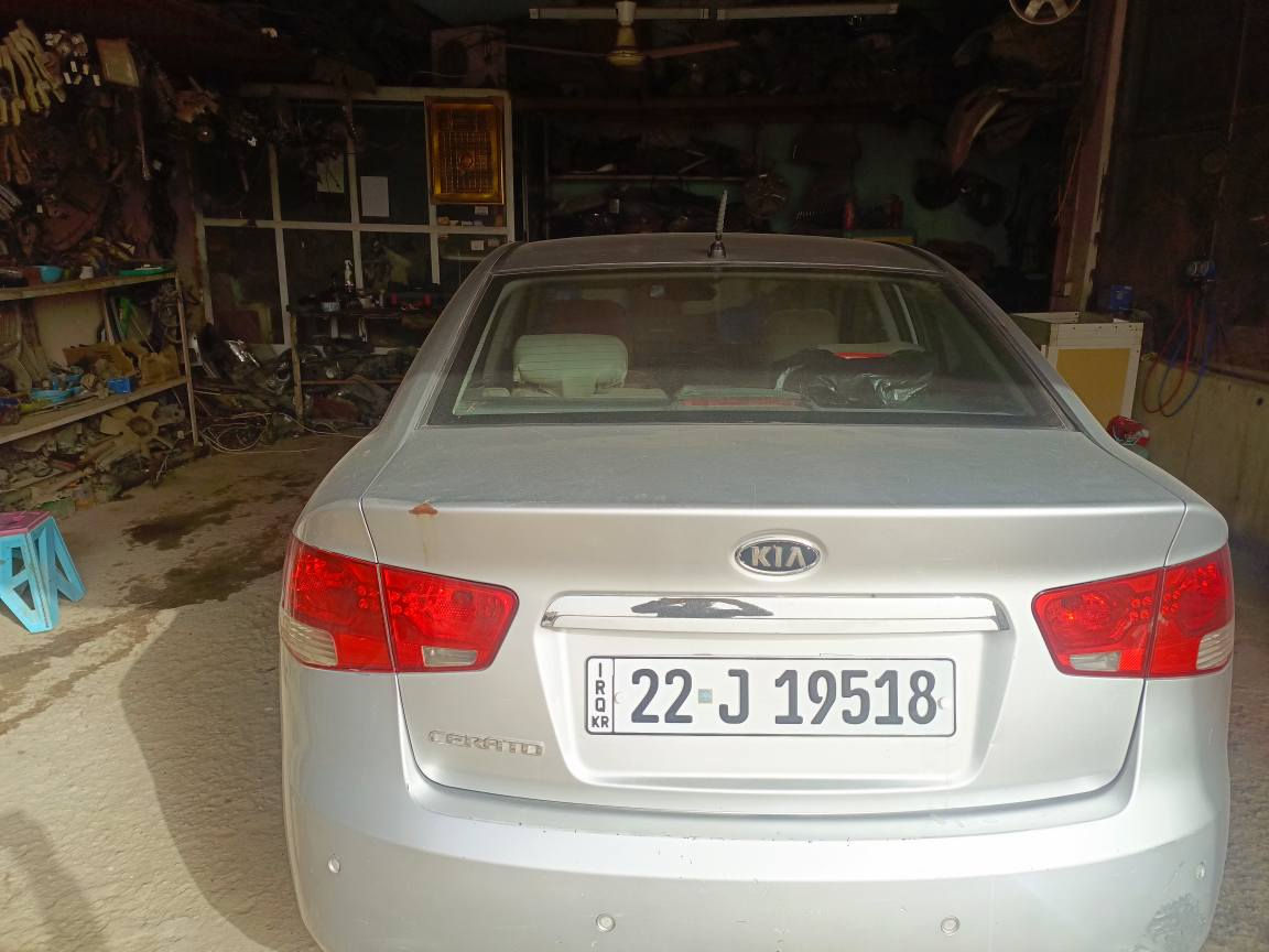 سيراتو2010 خليجي فول فتحه حساس تبريد بيانو داخل جلد بيه  يدلات ستيل وكيل كل 17اربع ويلات دسك ABS مكفوله من الصبغ (عدا صبغ دايرجاملغ خلفي رشه بسيطه ايمن) (وبيه حالوب  بالقماره بالجنطه وقليل بالبنيد )سنويه جديده باسمي صار 20يوم تحويل وهزه تريد تحويل تريد وكاله سعره 105بيه مجال بسيط مكانه حله القاسم *********** حلة, بابل
